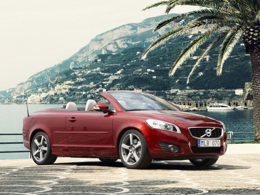  Volvo C70 T5 2009 года  (фото 39 из 45)